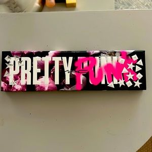 COPY - COPY - Brand new MAC pretty punk palette